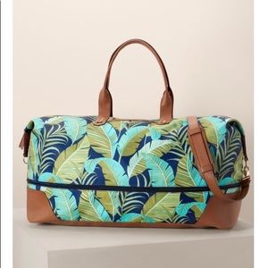 Stella & Dot Vacay bag